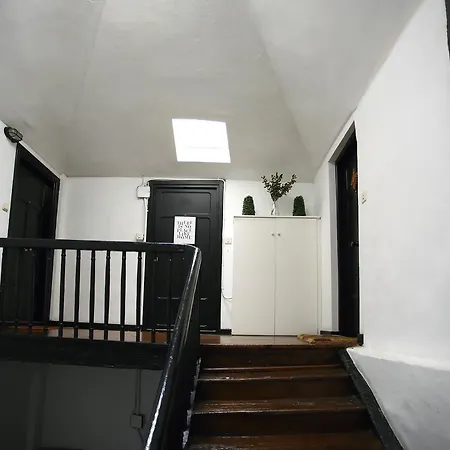 Ladronenea By Smiling Apartment *