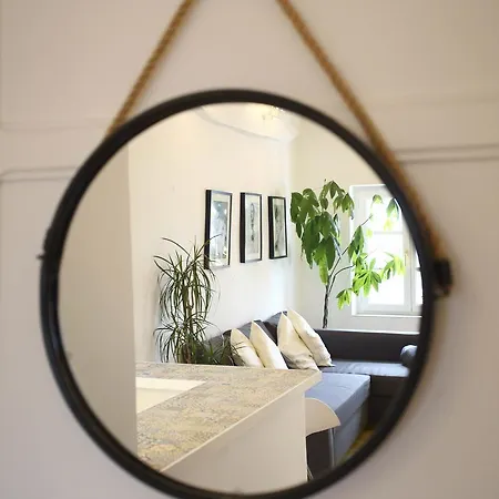 Apartment Ladronenea By Smiling Hondarribia