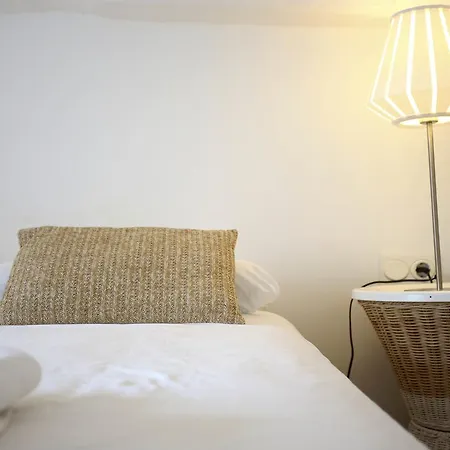 Apartment Ladronenea By Smiling