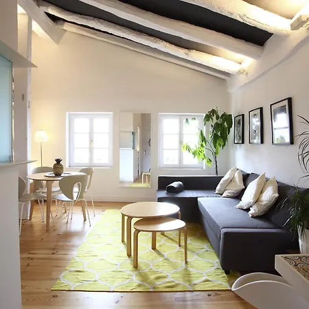 Apartment Ladronenea By Smiling *